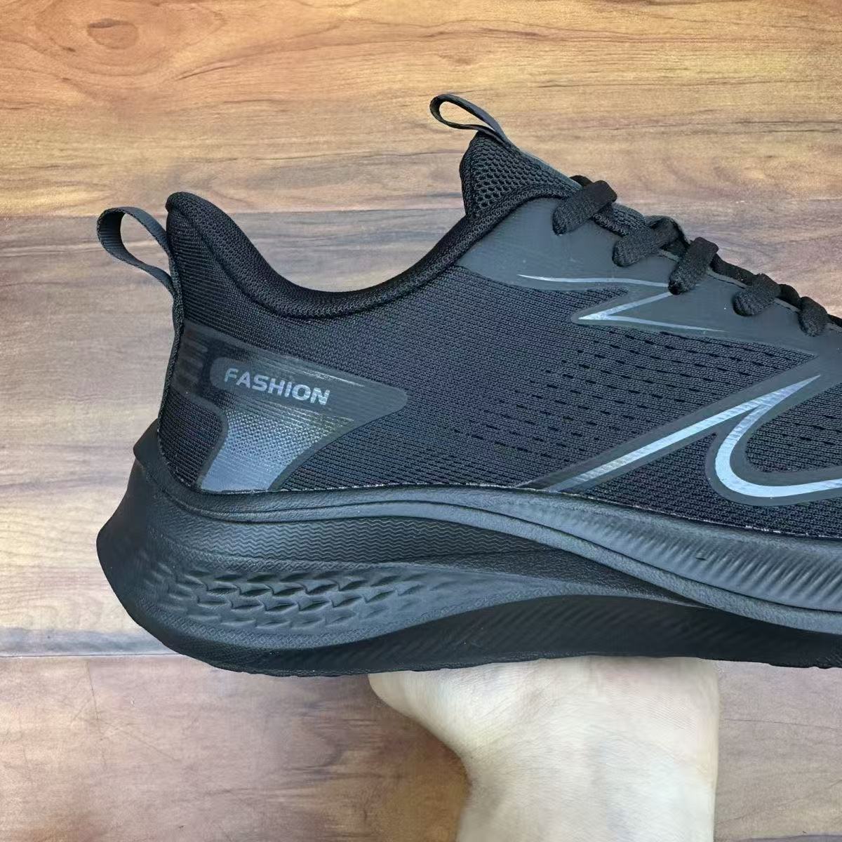أحذية رياضية رجالية مقاس كبير  - مراجعة Men'S Shoes Water Resistant وسعره