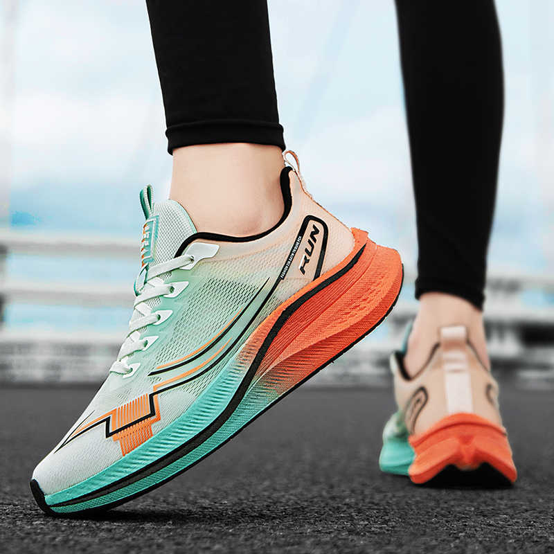 بدون كعب أحذية الثلوج الرجالية - مراجعة Men Shoes Designer وسعره