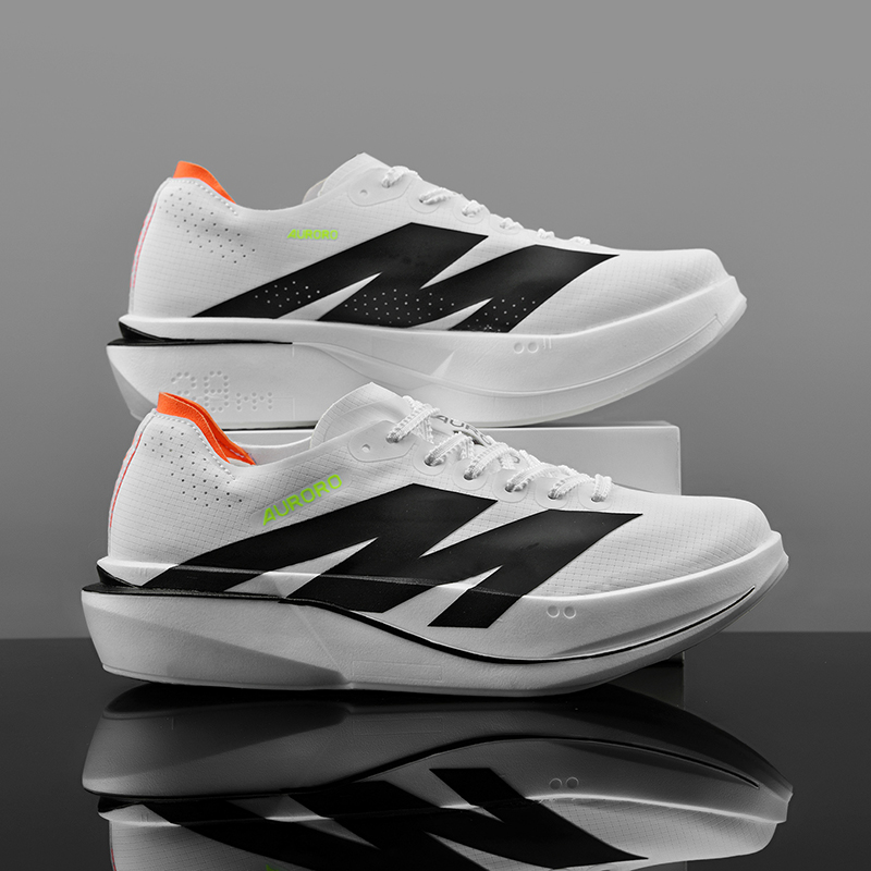أحذية الجري للرجال من الكربون  - مراجعة Men Shoes Size Chart وسعره